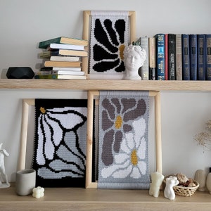 Crochet patterns set. The Daisies Crochet wall hanging pattern Bundle. Crochet tapestry landscape.