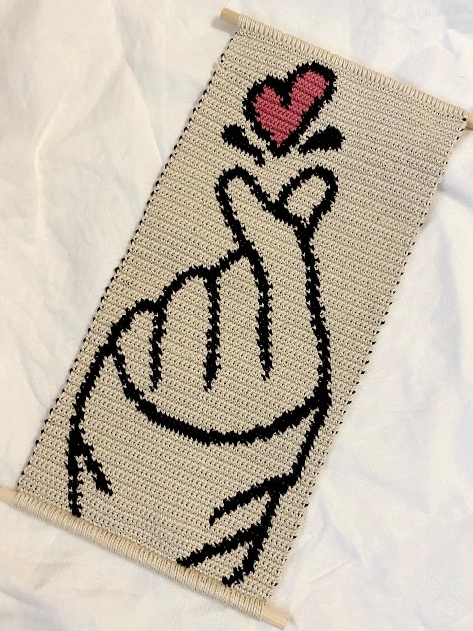 Crochet Pattern. The Happy valentine's day Wall Hanging. Crochet Wall Hanging Pattern. Instant Download PDF. Tapestry crochet pattern