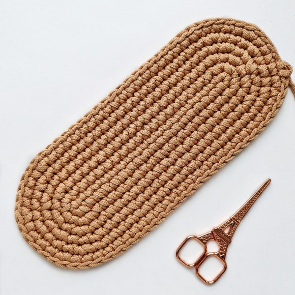 Easy crochet pattern / video tutorial / crochet oval pattern / handmade coaster