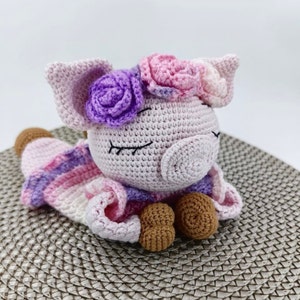 Personalized pig lovey blanket, baby lovely, animal lovely, pig crochet