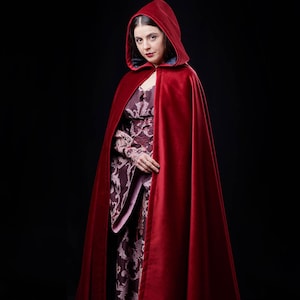 Wool Cloak with Hood, Medieval red cape with hood, Magical cloaks, Italian women red cloak, Female clothing for medieval event