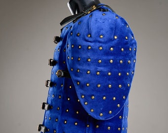 Covered segmented spaulders for shoulders protection, Medieval warrior spaulders for reenactment, Brigandine armor for historical events