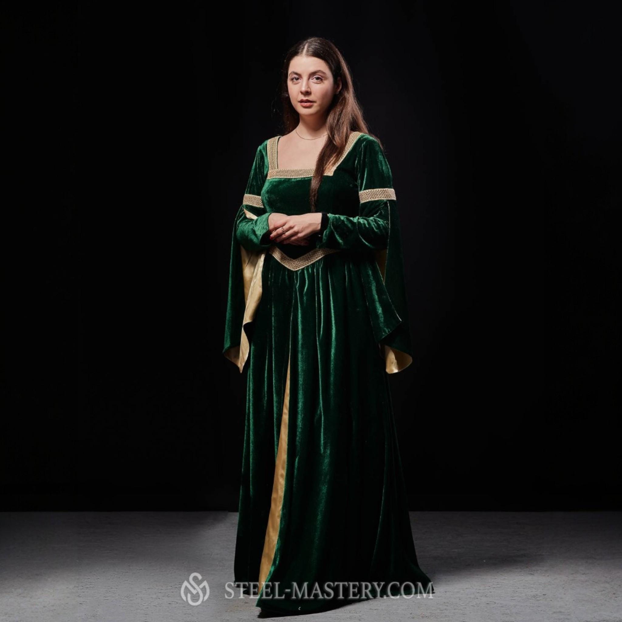 green emerald velvet dress Royal Gatherings Green Dress