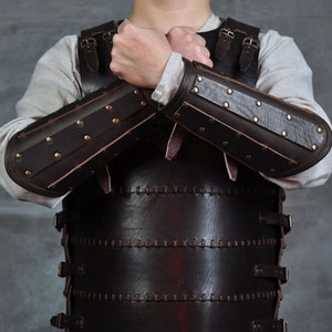 Leder Armschienen, Leder Manschetten, Larp Armschienen, Historisches Kostüm, LARP Cosplay, SCA, Mittelalter Kleidung, Leder Rüstung
