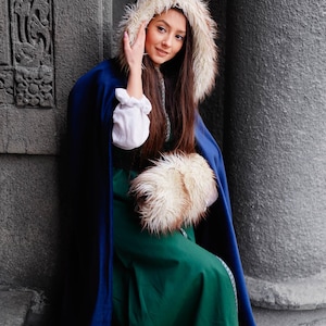 Velvet Cloak with Hood and Fake Fur, Medieval Blue Cape, Romantic Historical Coat, Renaissance Cosplay LARP Costume, Velvet Hooded cloak