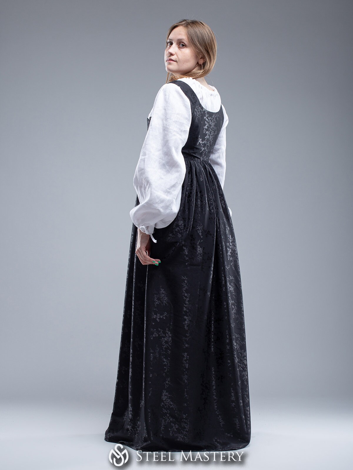 Italian Underdress With Chemise XV Century Renaissance Dress for