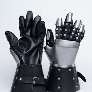 Steel Gauntlets, SCA Fighting Gloves, Hand protection armor, Medieval Reenactment gloves, Brigandine armor,   HMB Gloves, HMB Mittens