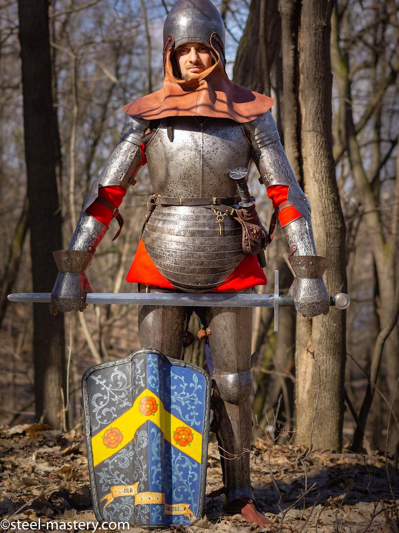 Viking Battle shield for LARP events Medieval Pavise Shield Pavise Shield for historical reenactments