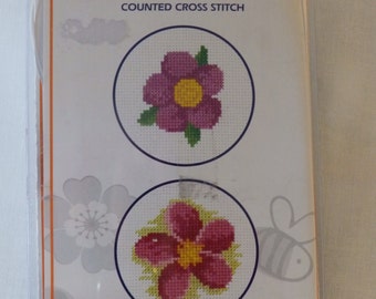 Stitch Garden Counted Cross Stitch Flexi Frames 6.5cm (2 1/2") diameter