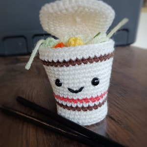 Crochet cup noodle, crochet food, crochet ramen, unique gifts, Kawaii aesthetic, Ramen Noodles Plush, cup of noodles, ramen noodles
