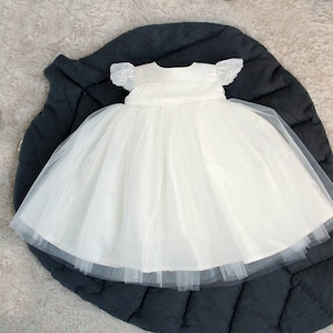 Taufe Kleid für Baby-Mädchen - Taufe Kleid - Segen Kleid - Hailey Seide und Spitze Taufe Kleid