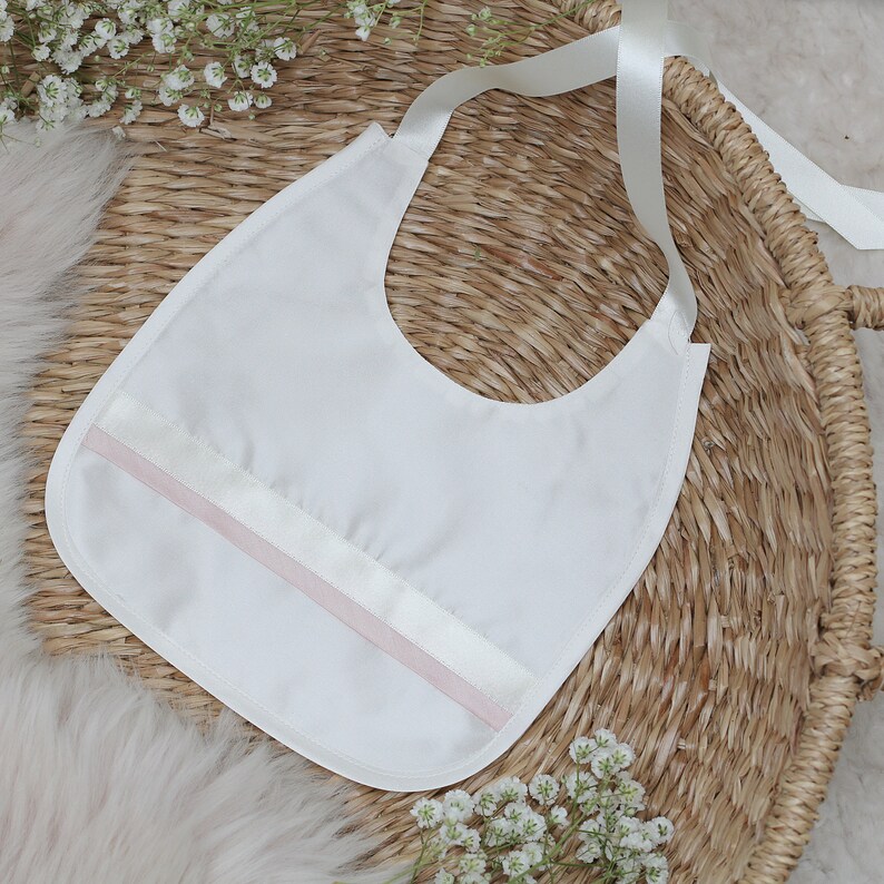 Seiden-Tauflätzchen 'Echo' Tauflätzchen Tauflätzchen Taufzubehör Seidenlätzchen Babylätzchen Unisex-Lätzchen Segenslätzchen Ivory/pink trim