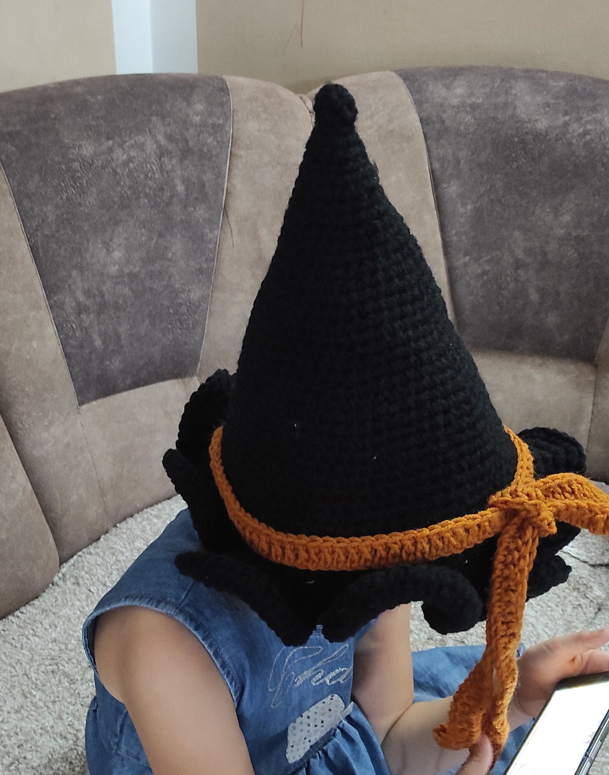 crochet slouchy witch hat