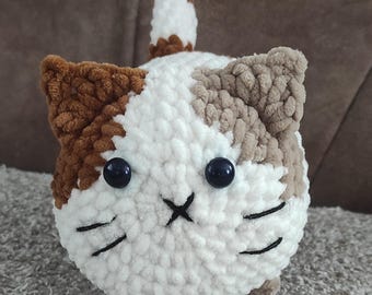 Crochet Loaf Cat Pattern: No-Sew Amigurumi (PDF Pattern)