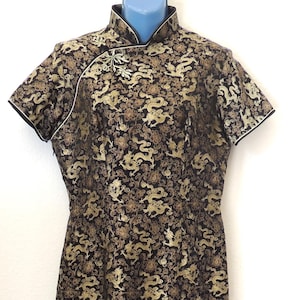 1950&#39;s Shawel Collection Dragon Japanese Black and Gold Dress.