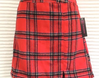 Nobo Red Plaid Mini Kilt Style Skirt. Size Medium (7 - 9).