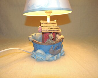 noah's ark nursery lamp