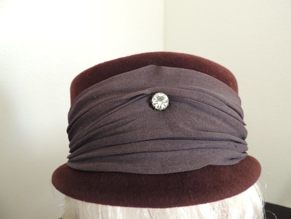1940's Cloche Flapper Hat, Genuine Velour importe… - image 6
