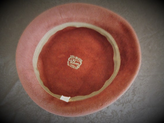 1940's Cloche Flapper Hat, Genuine Velour importe… - image 9