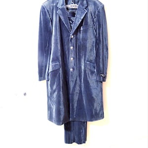 Raro traje Zoot Suit de 2 piezas de diseño italiano IL CANTO, tallas 44R y 46R en color azul, nuevo sin usar, con etiquetas.
