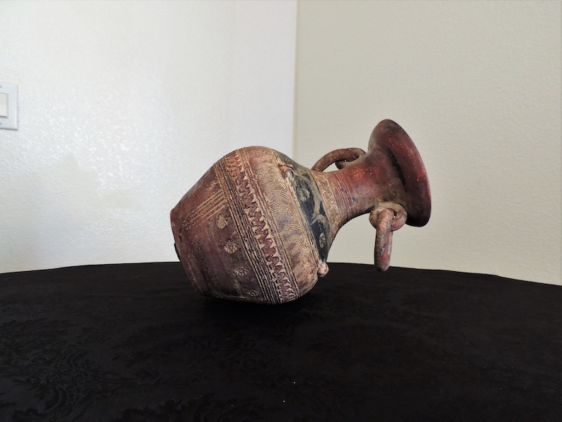 Rare, Latin American Clay Vase, Vessel, Pot, Mid 20th Century. image 2