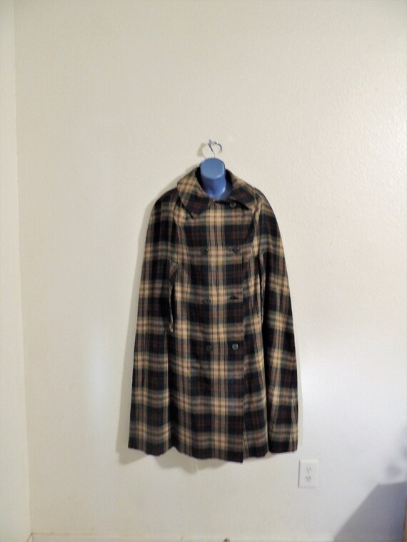 Vintage Ladies Plaid Cape Coat, Made by Moffat We… - image 2