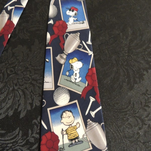 Vintage 1990's Peanuts Tee Time Golfers Men's Necktie, Snoopy, Lucy, Charlie Brown, and Linus.