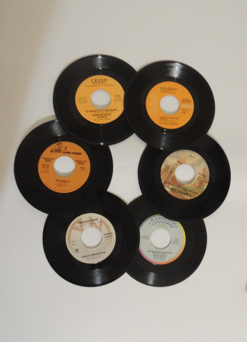 Six 1960's and 70's 45 Vinyl Records. - Etsy