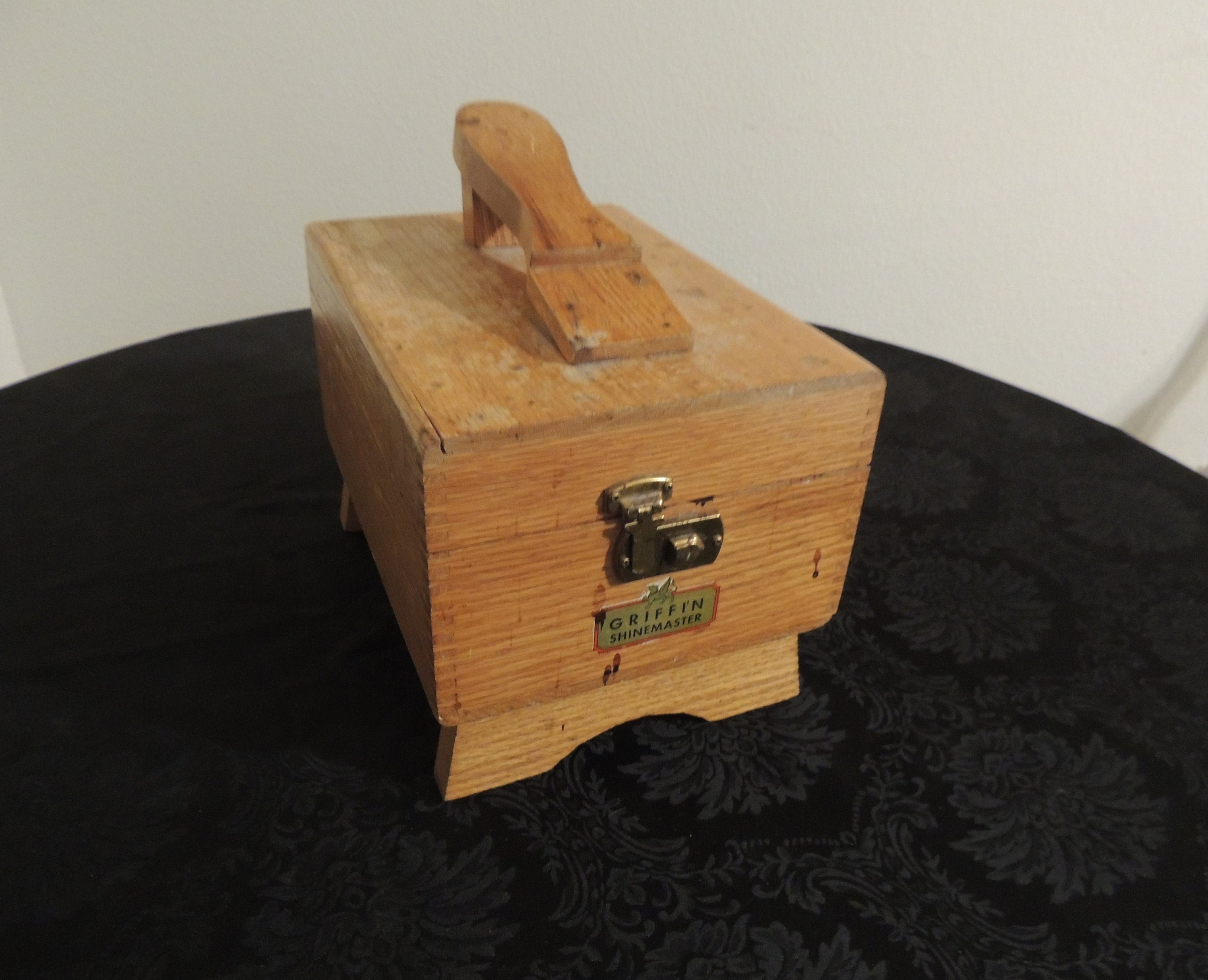 Griffin shinemaster clearance shoe shine box