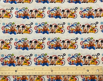Tela Disney, Tela de Mickey y sus amigos, Mickey Mouse, Pato Donald, Goofy, Pluto, 100% algodón, Fat Quarter 18"x22", Yarda 36"x44"