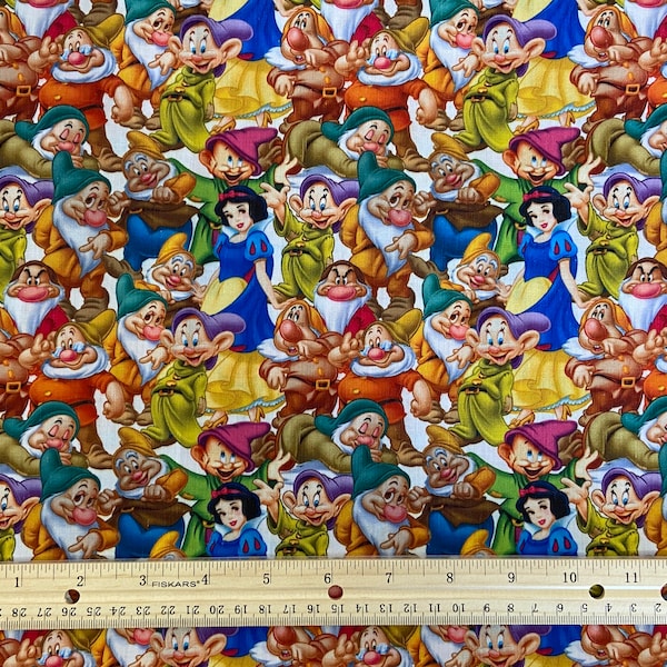 Snow White Fabric, Seven Dwarfs Fabric, Disney Fabric, 100% cotton, Quilting Cotton, Fat Quarter 18" x 22", Remnant 36" x 10"