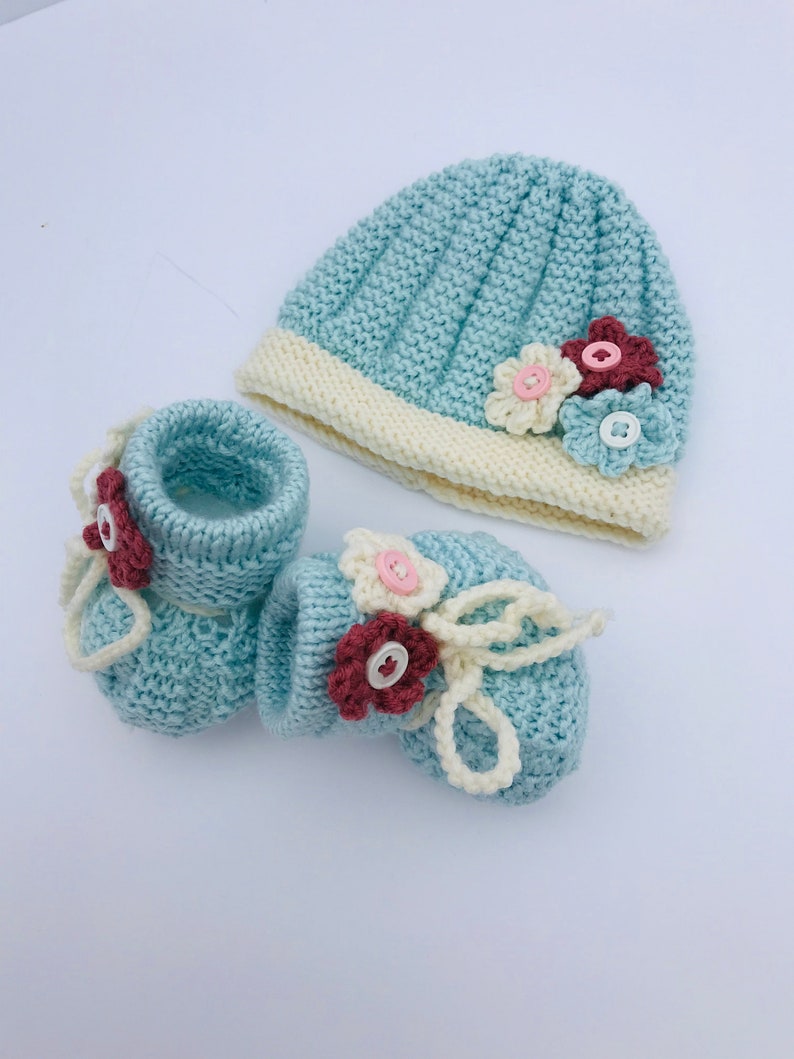 Baby Girl HatBootiesBeanie /& Shoes SetBaby GiftPhoto PropBaby Shower PresentFlower Embellished