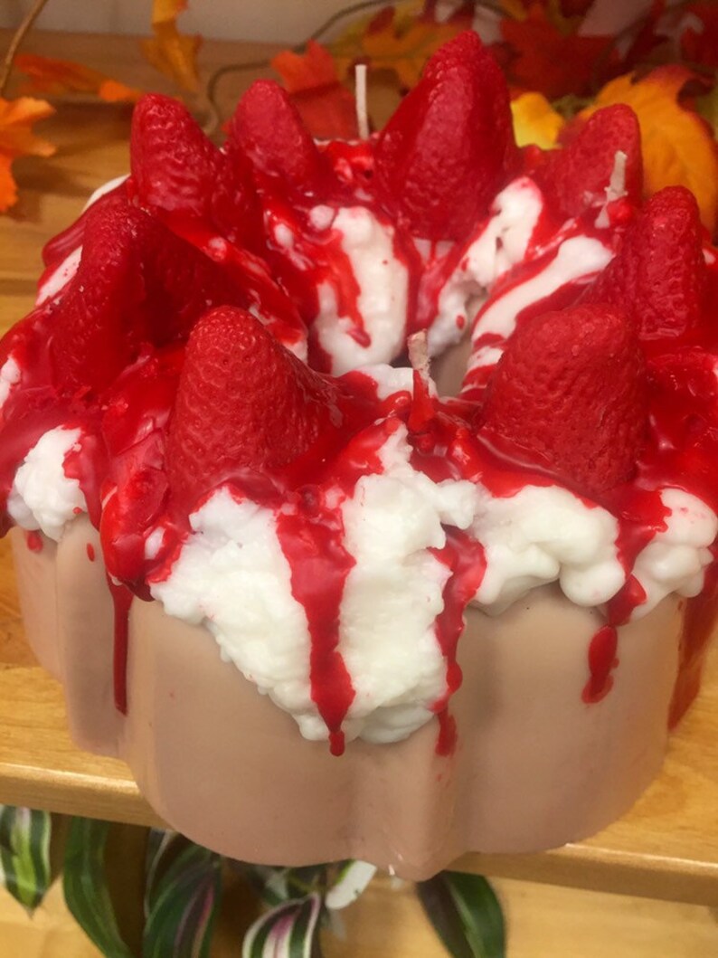 Huge Realistic Bundt Cake Candle 4 Wick Bakery Dessert 12 Etsy