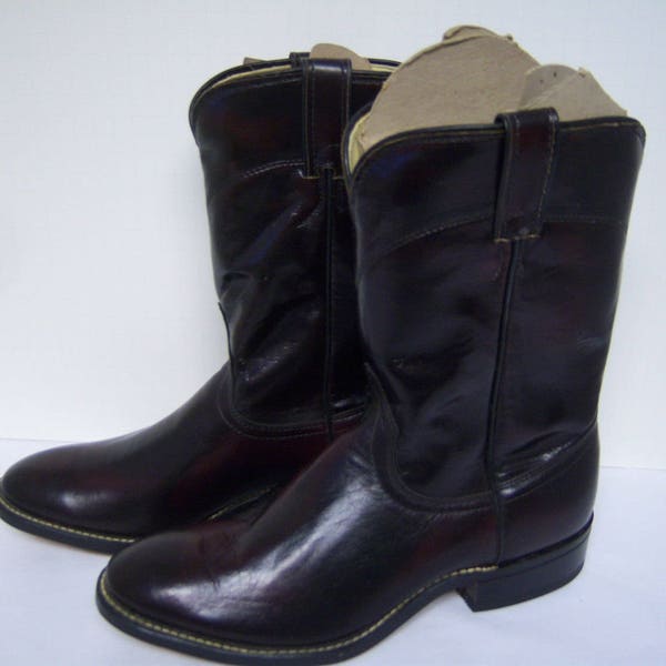 Laredo Man's Boots, Roper Boots, Burgundy Brown In Color, New Old Stock, Never Worn, Marked Size 8.5 D, Made In USA,  No Original Box