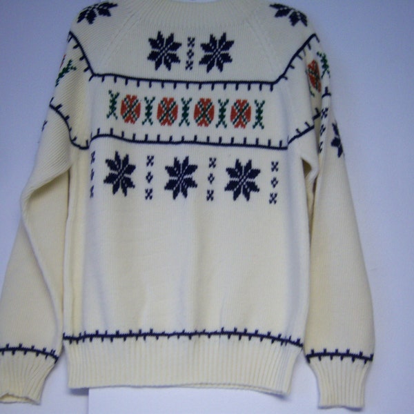 Vintage Fir Sweater, Marked Size M, Acrylic Yarn, Christmas Sweater, Long Sleeve Sweater, J.C. Penny's Brand, Machine Wash, Multi Colored