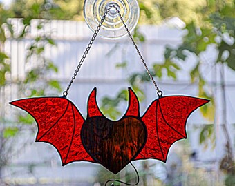 Stained Glass Devil Heart Suncatcher – Red Wings & Horns Halloween Decor