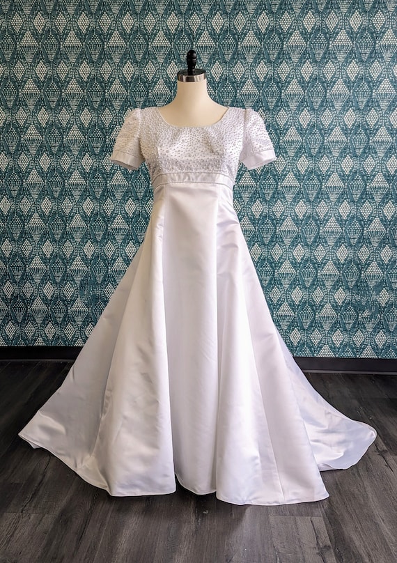 Size 16W Late 1990s/Early 2000s Alfred Angelo Vint