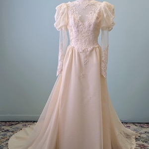 Vintage 1980s Wedding Gown