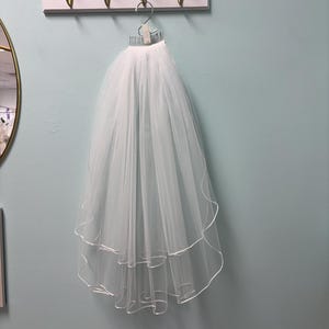 1990s Vintage Wedding Veil | White 2-Layer with Rolled Satin Border & Wide Comb