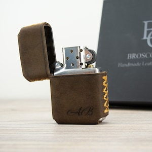 Handcrafted Zippo Lighter Case Custom Personalized Design / Cigarette Lighter Accessory / Gift Idea Pipe Enthusiasts Leather Lighter Holder
