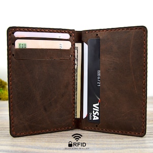 Cartera de cuero minimalista, billetera plegable, billetera de cuero personalizada, billetera plegable delgada de cuero desgastado, tarjetero de cuero, Crazy Horse