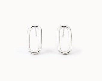 Small earrings in sterling silver, minimalist oval stud earrings