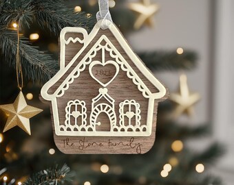 Personalised Christmas Bauble Family Name Ornament Gingerbread House Family Bauble, Gingerbread house Christmas decoration, new home gift