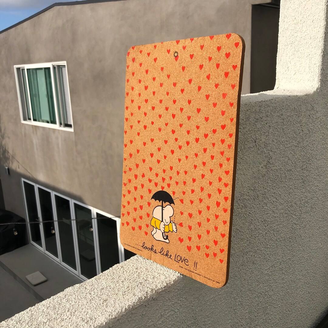 Vintage 1979 Looks Like Love Ziggy Red Heart Cork Bulletin Etsy