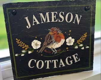 Insegna personalizzata Robin Cottage, targa in ardesia dipinta a mano, targa rustica con numero civico, targa con numero civico, targa in ardesia naturale