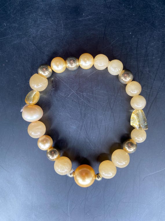 BY1S: Yellow Jade & Pearl Bracelet
