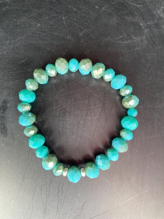 BT30S: Turquoise Bracelet