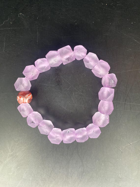 BPU11S: Lavender Sea Glass Bracelet