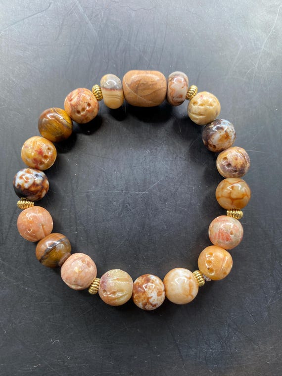 BB44S: Camel/Beige Bracelet