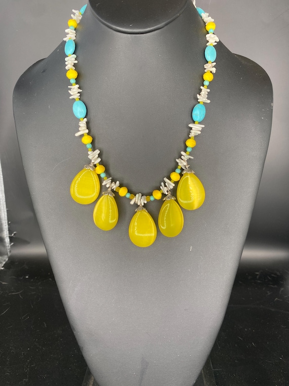 Lemon Drops:Yellow and Turquoise Necklace